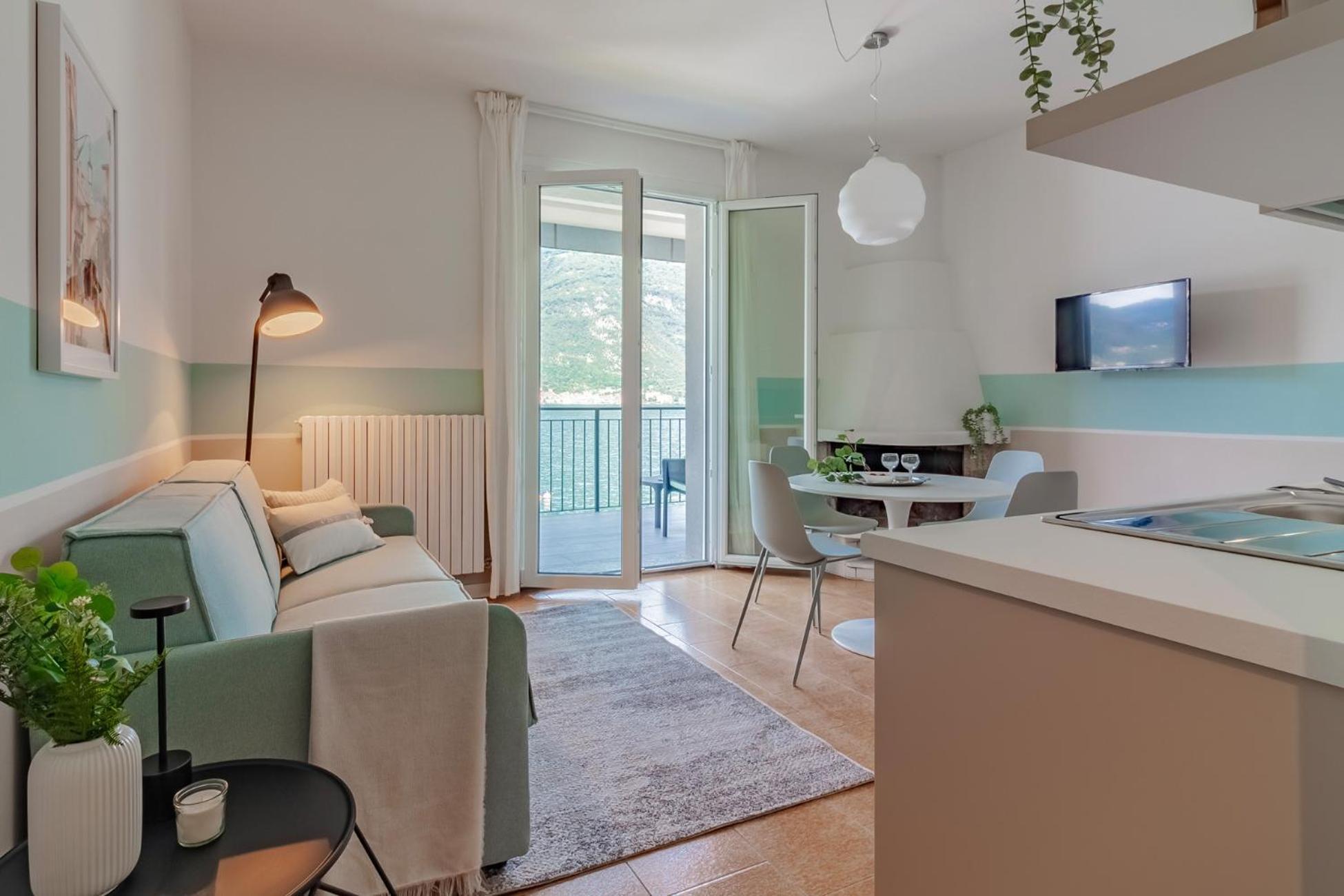 Ninfea Apartments By Wonderful Italy Lezzeno Ngoại thất bức ảnh