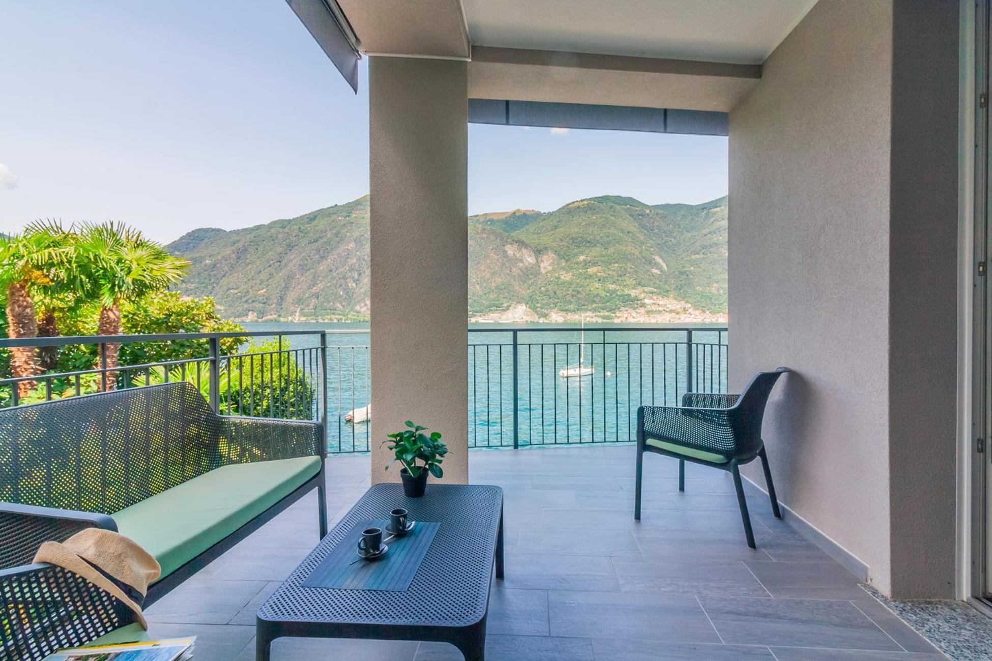 Ninfea Apartments By Wonderful Italy Lezzeno Ngoại thất bức ảnh