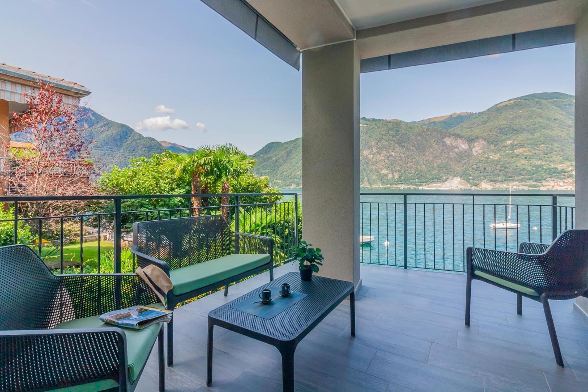 Ninfea Apartments By Wonderful Italy Lezzeno Ngoại thất bức ảnh